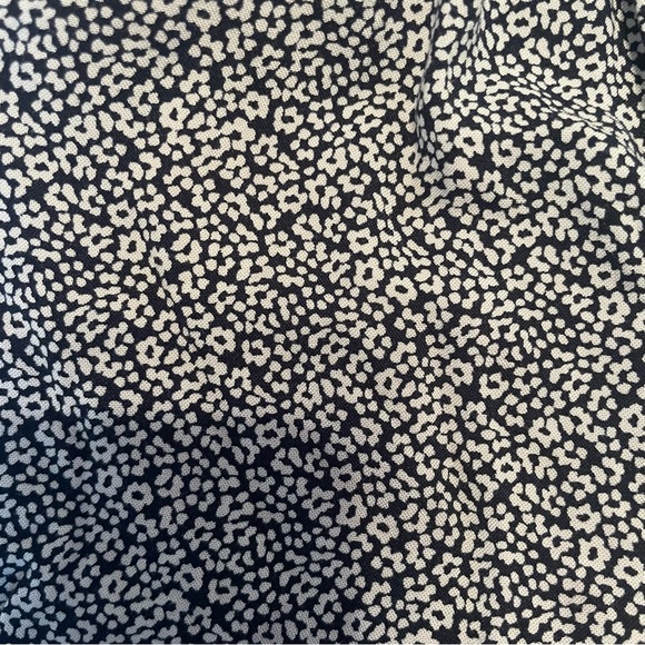 Romper - Picture 2 of 3